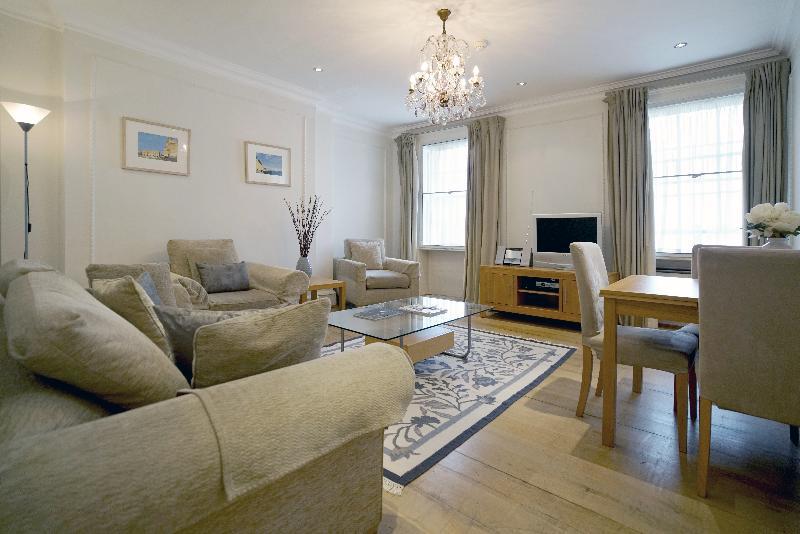 17 Hertford Street Λονδίνο Εξωτερικό φωτογραφία